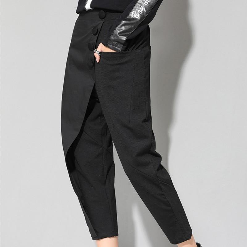 Elegantly Styled Pants for Everyday Wear