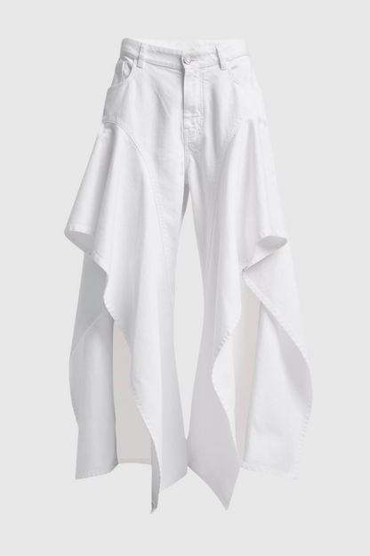 Effortlessly Elegant Garment with a Timeless Design
