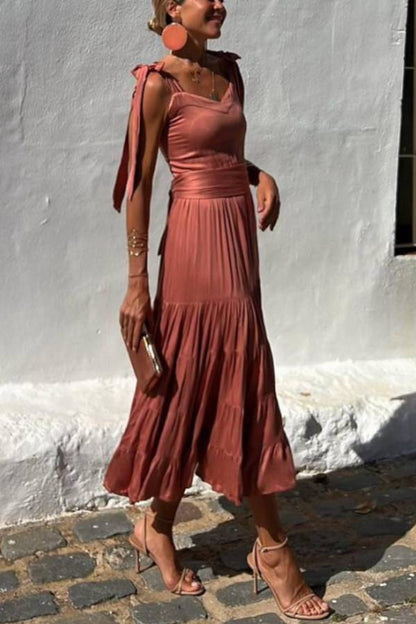 Effortlessly Elegant Dress with a Timeless Design