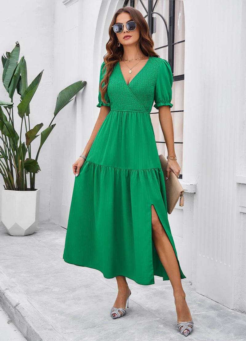 Sophisticated Dress with a Clean Classic Look