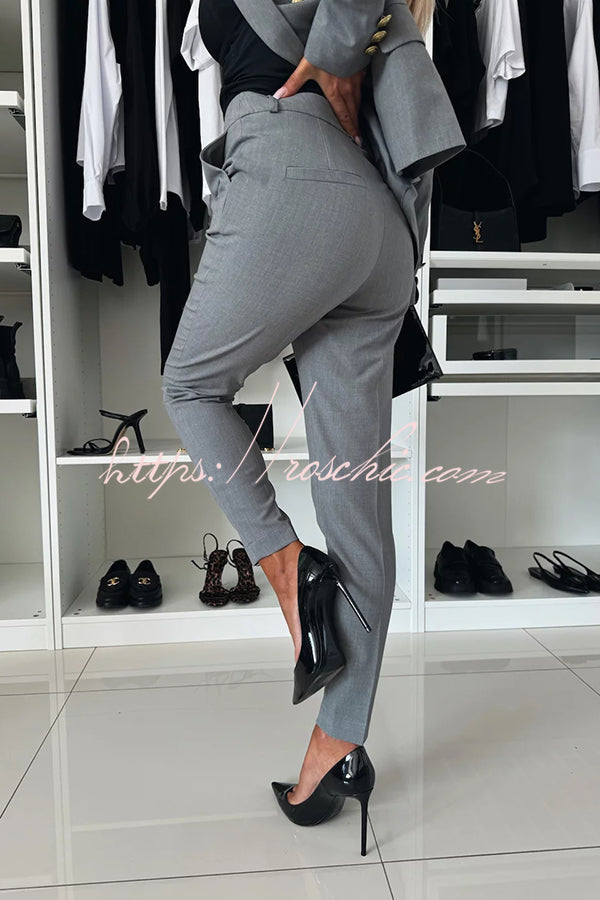 Well Tailored Pants with a Graceful Silhouette