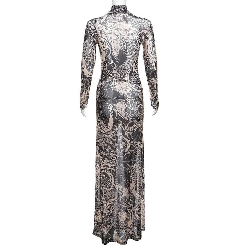Well Tailored Dress with a Graceful Silhouette