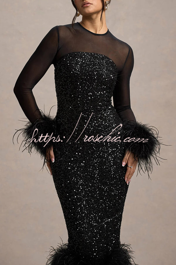 Beautifully Finished Dress in a Timeless Design
