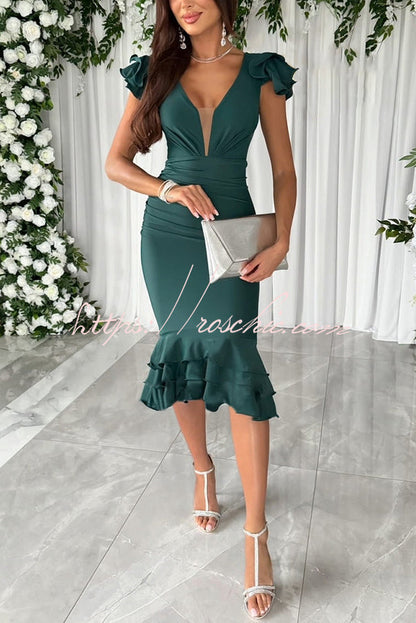 Beautifully Crafted Dress in a Classic Style