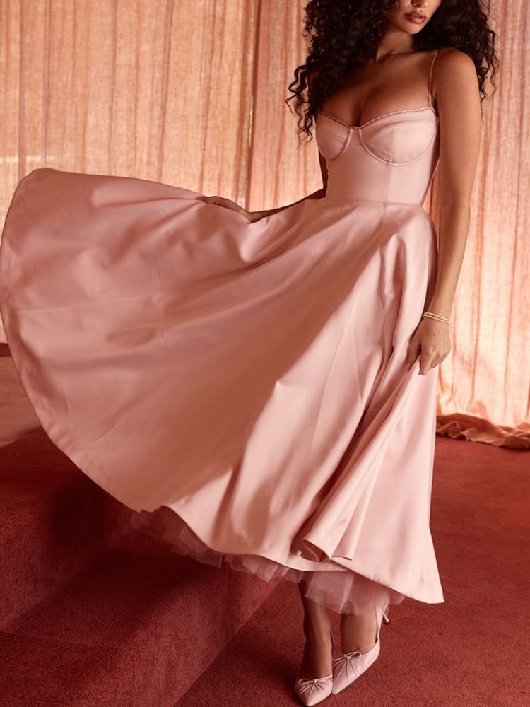 A Vintage Style Dress with Delicate Timeless Details