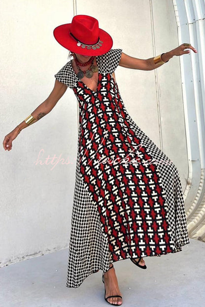 Well Tailored Dress with a Graceful Silhouette