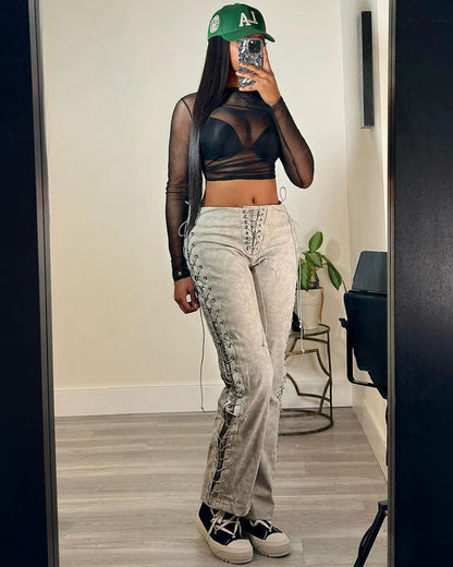 Well Tailored Pants with a Graceful Silhouette