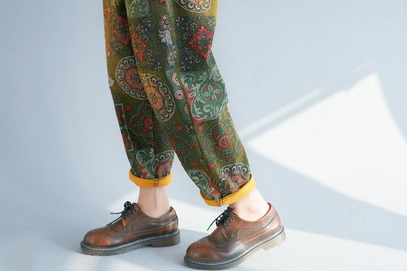 Sophisticated Pants with a Clean Classic Look
