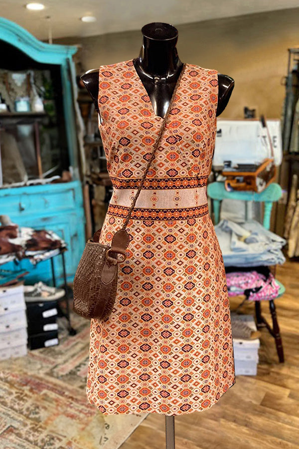 Classic Vintage & Enduringly Stylish Dress