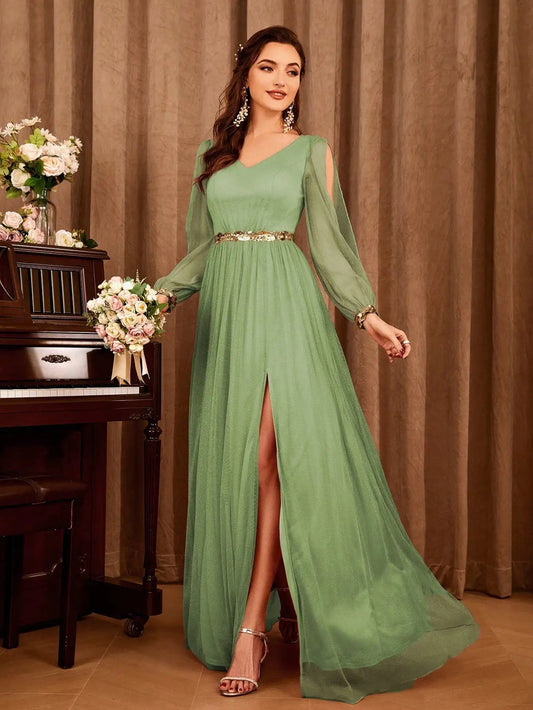 Classic Vintage & Enduringly Stylish Dress