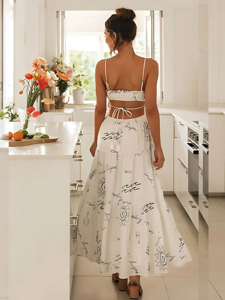 Effortlessly Elegant Dress with a Timeless Design
