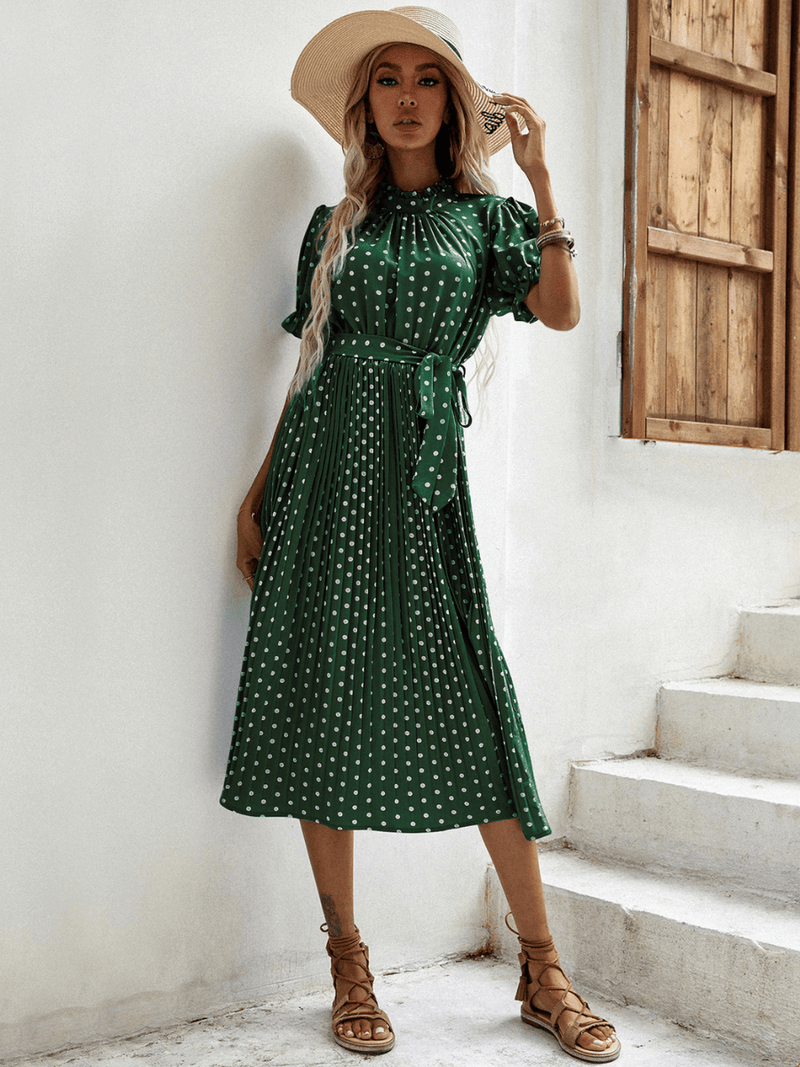 Polished Dress with an Effortless Classic Look