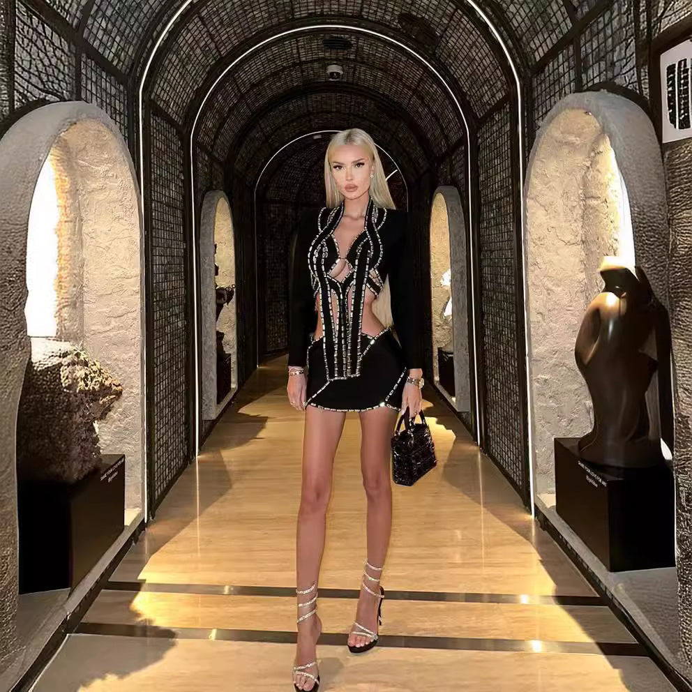 Gracefully Styled Dress for Any Occasion