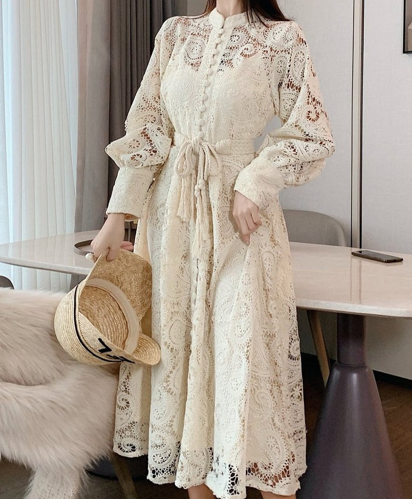 Beautifully Crafted Dress in a Classic Style