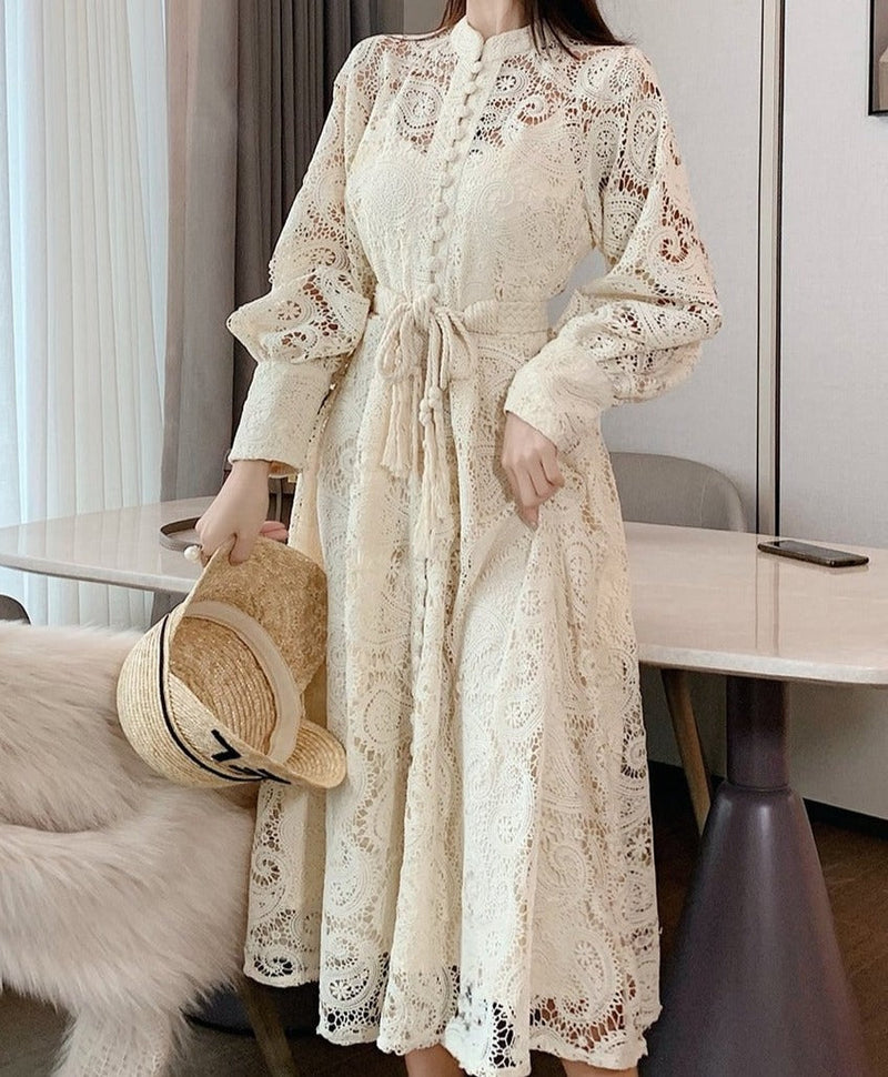 Beautifully Crafted Dress in a Classic Style