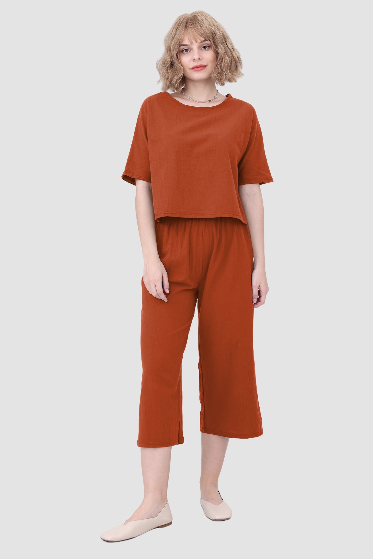 Classic Vintage Pants with a Flattering Fit