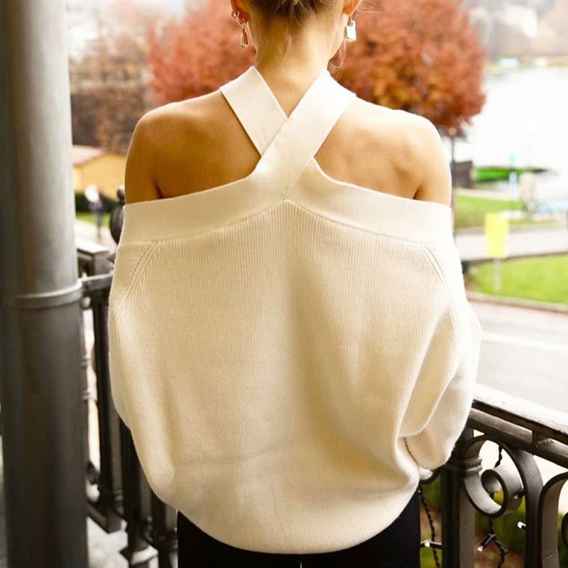 Effortlessly Elegant Sweater with a Timeless Design