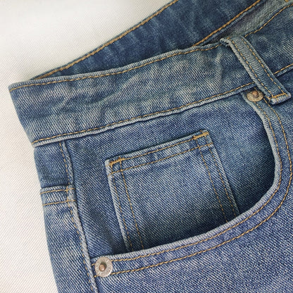 Classic Vintage Trousers with a Flattering Fit