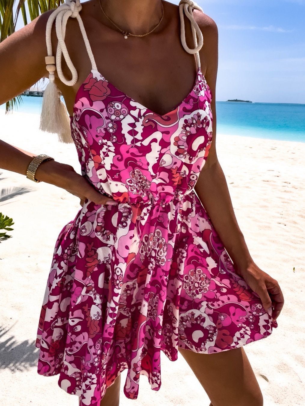 Classic Vintage Dress with a Flattering Fit