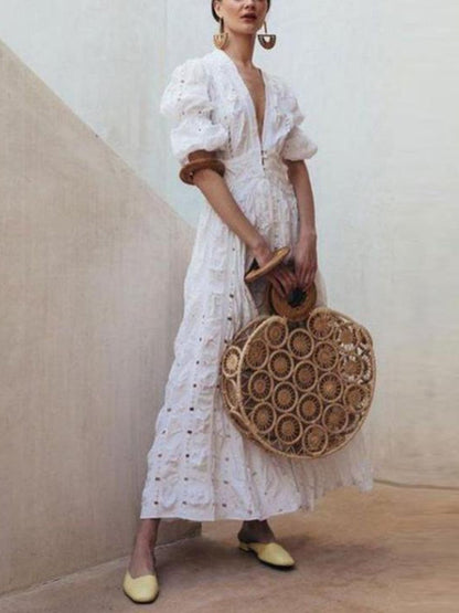 Classic Vintage Dress with a Flattering Fit