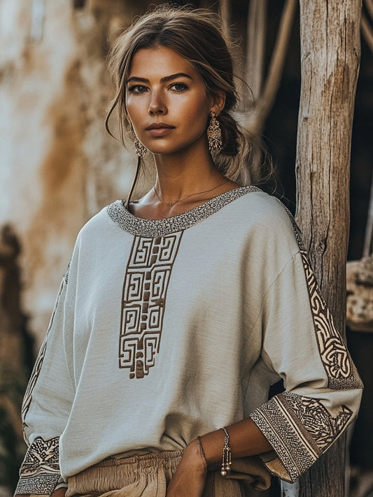 Well Tailored Blouse with a Graceful Silhouette