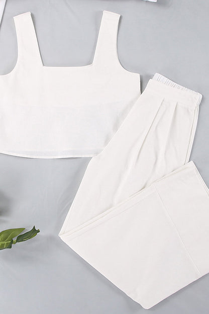 Well Tailored Pants with a Graceful Silhouette
