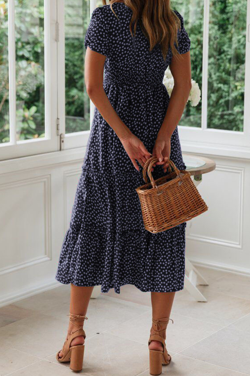Beautifully Crafted Dress in a Classic Style