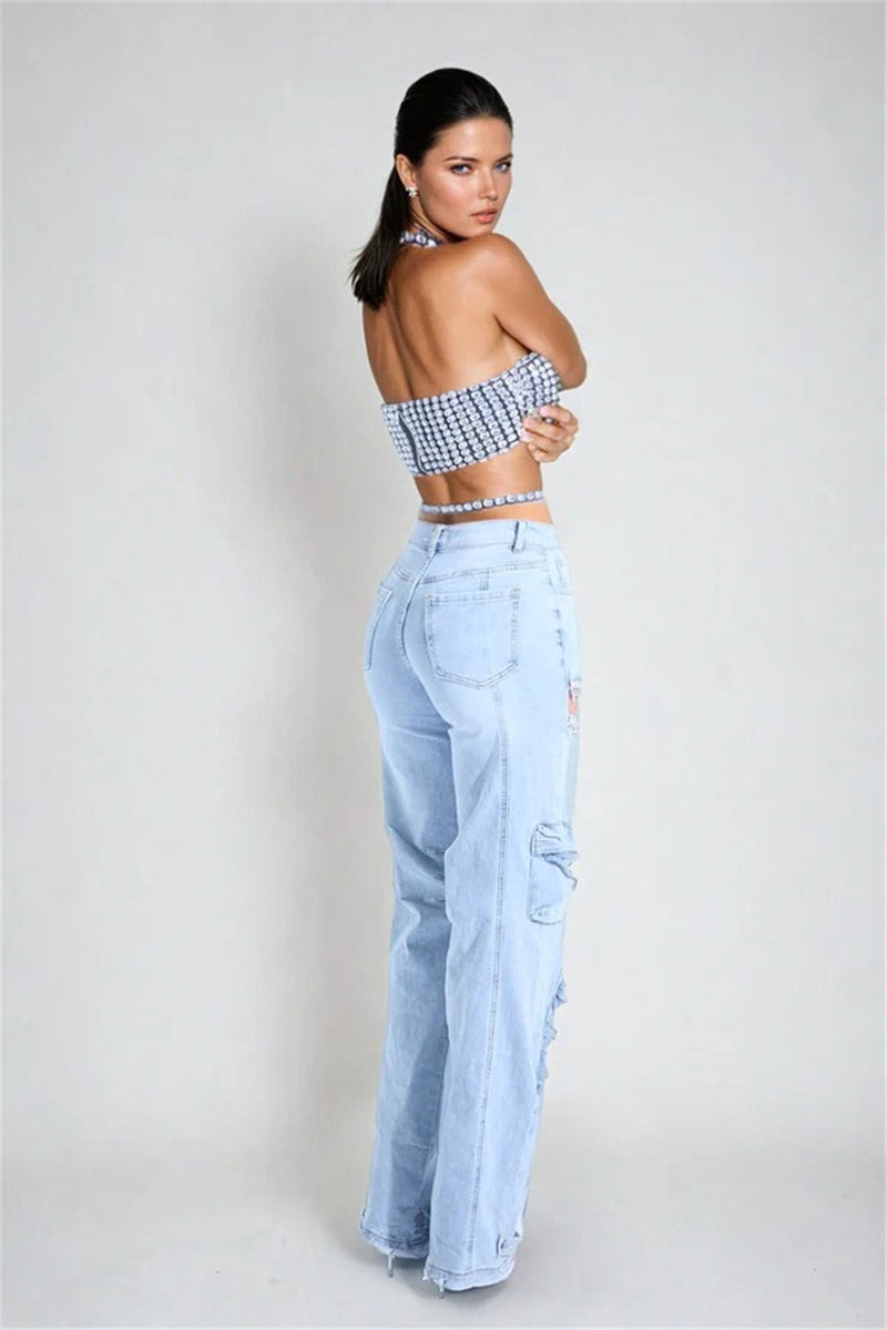 Well Tailored Garment with a Graceful Silhouette