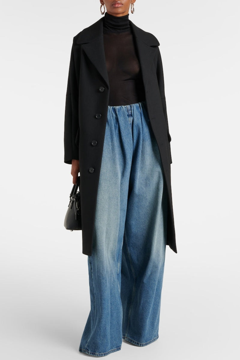 Polished Garment with an Effortless Classic Look