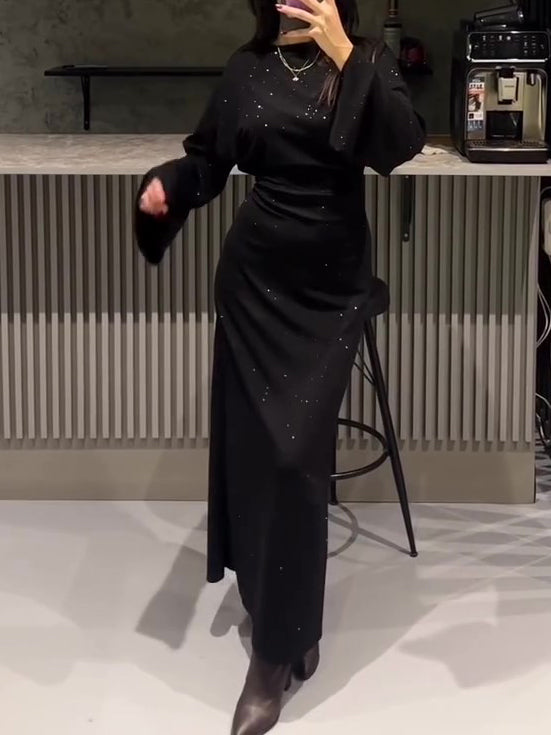 Polished Dress with an Effortless Classic Look