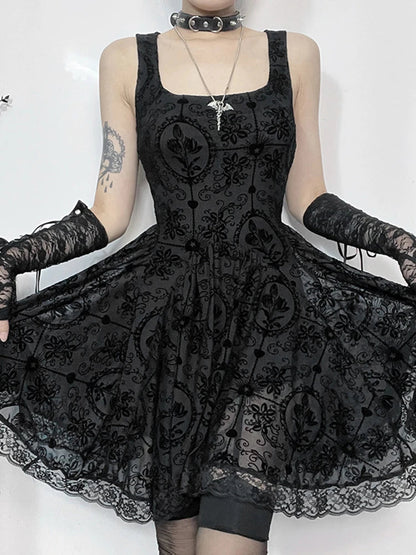 Classic Vintage & Enduringly Stylish Dress