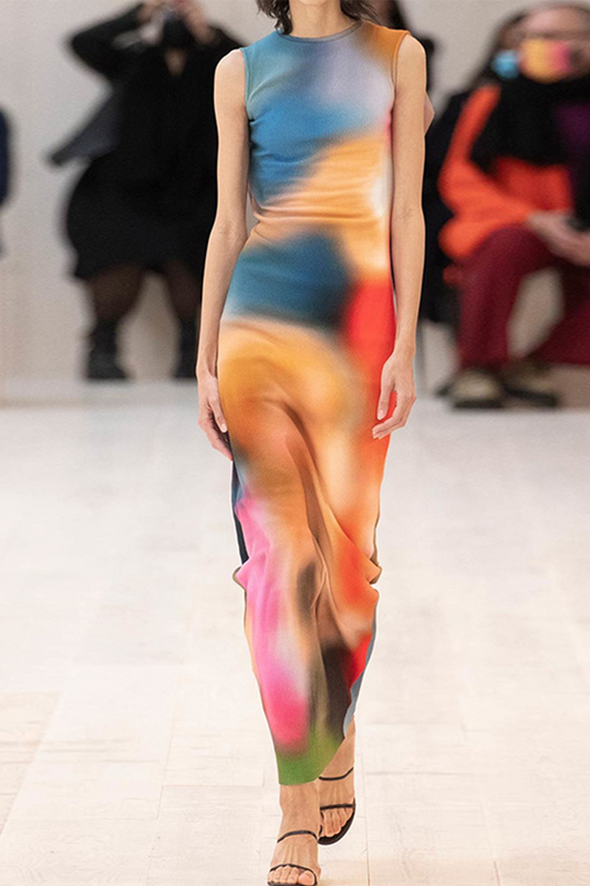Gracefully Styled Dress for Any Occasion