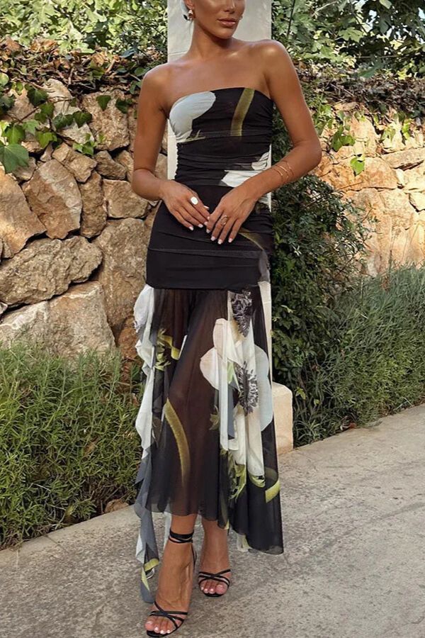 Beautifully Balanced Dress with Timeless Character