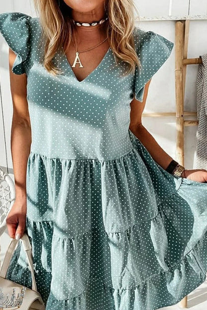 Effortlessly Elegant Dress with a Timeless Design