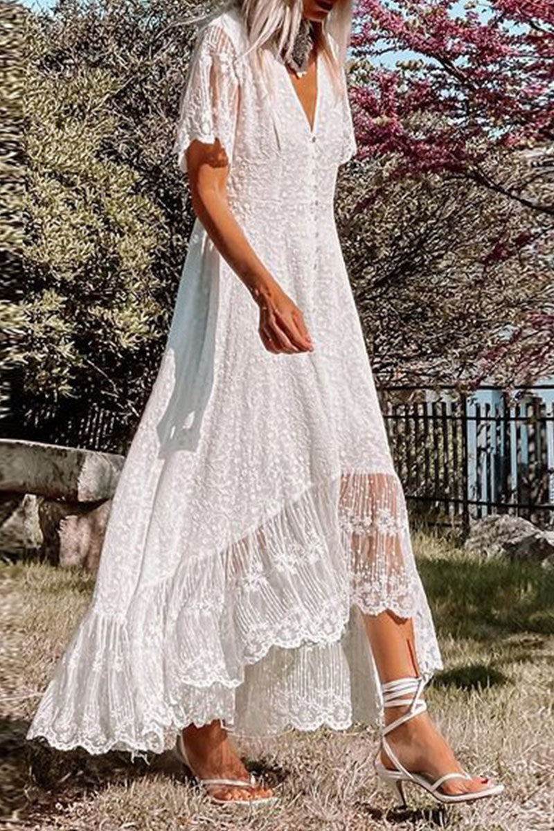 Gracefully Styled Dress for Any Occasion