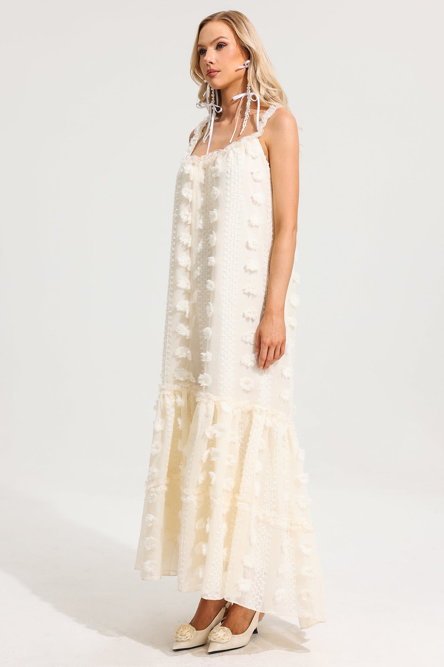 Beautifully Crafted Dress in a Classic Style