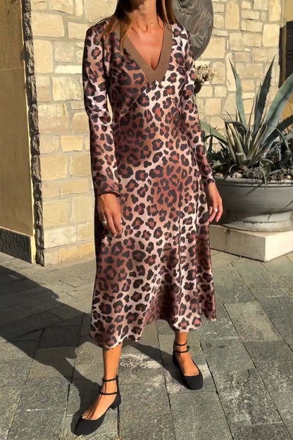 Polished Dress with an Effortless Classic Look