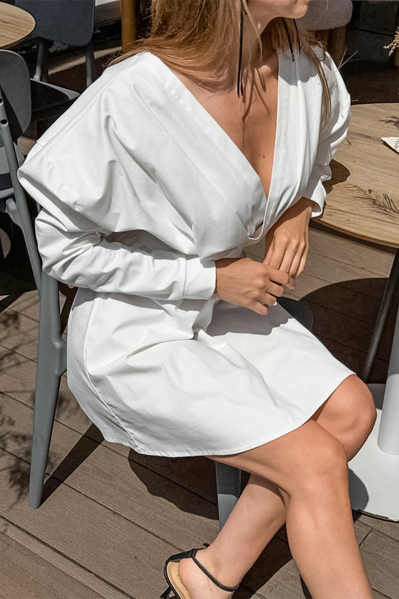 Beautifully Finished Dress in a Timeless Design