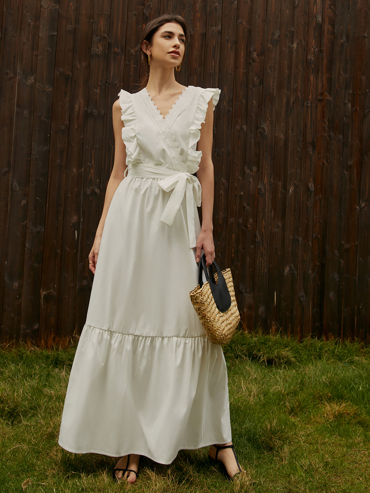 Sophisticated Dress with a Clean Classic Look