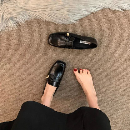 Chic Orthopedic Loafers with Unique Design