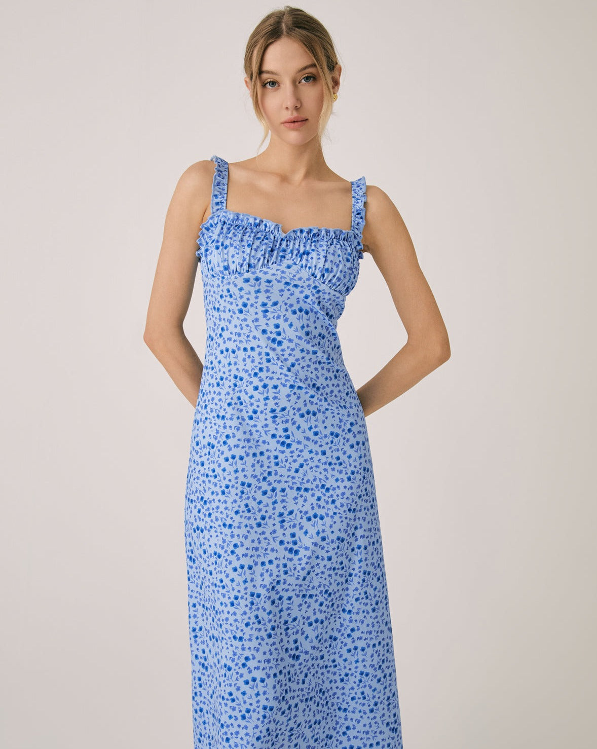 Polished Dress with an Effortless Classic Look
