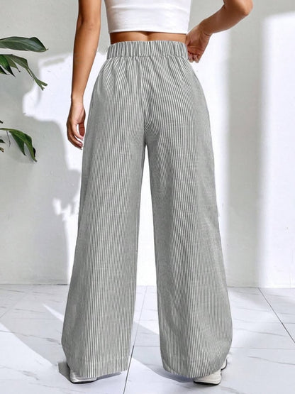 Polished Pants with an Effortless Classic Look