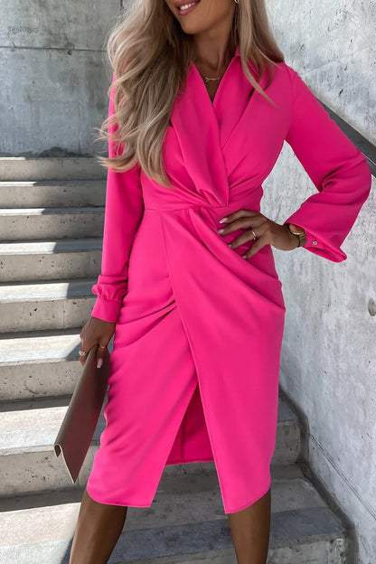 Well Tailored Dress with a Graceful Silhouette
