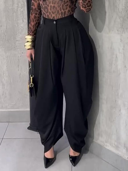 Classic Vintage Pants with a Flattering Fit