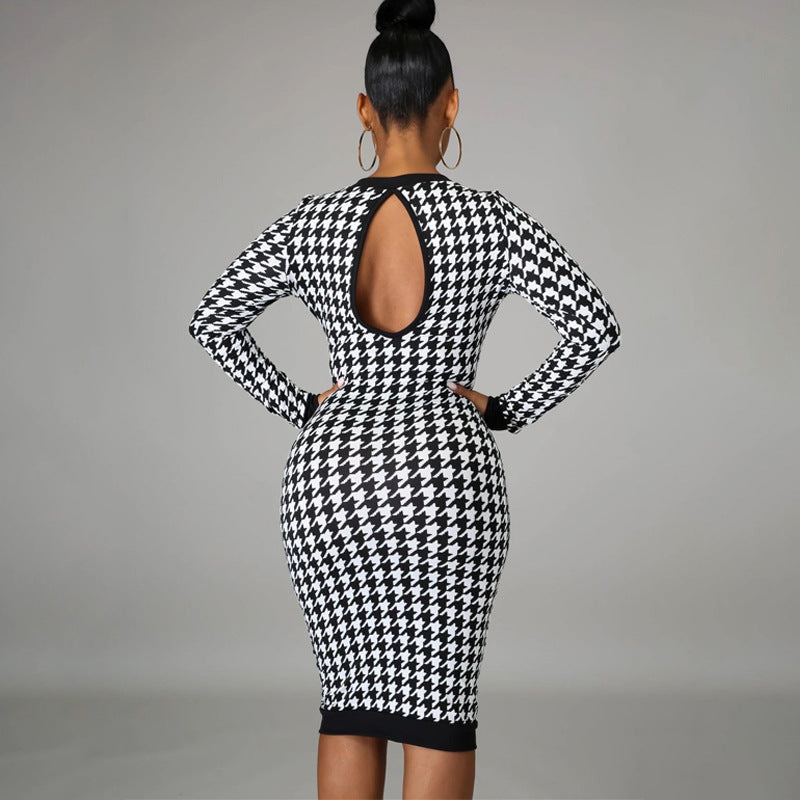 Gracefully Styled Dress for Any Occasion