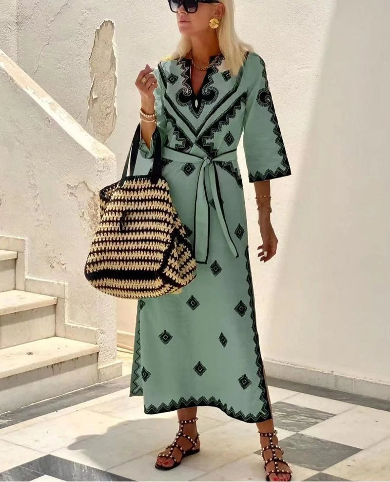 Gracefully Styled Dress for Any Occasion
