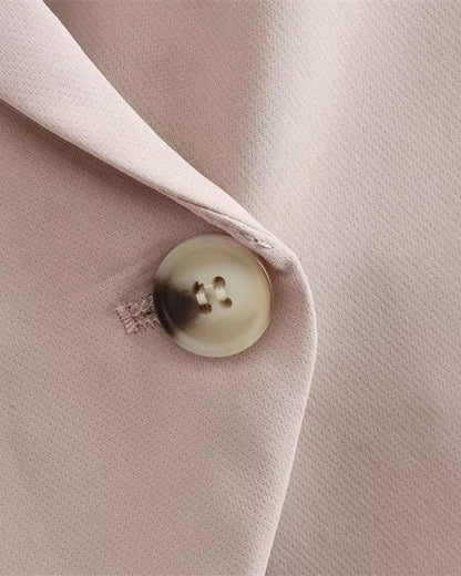 Classic Vintage & Enduringly Stylish Top