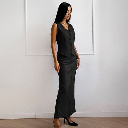 Beautifully Finished Garment in a Timeless Design