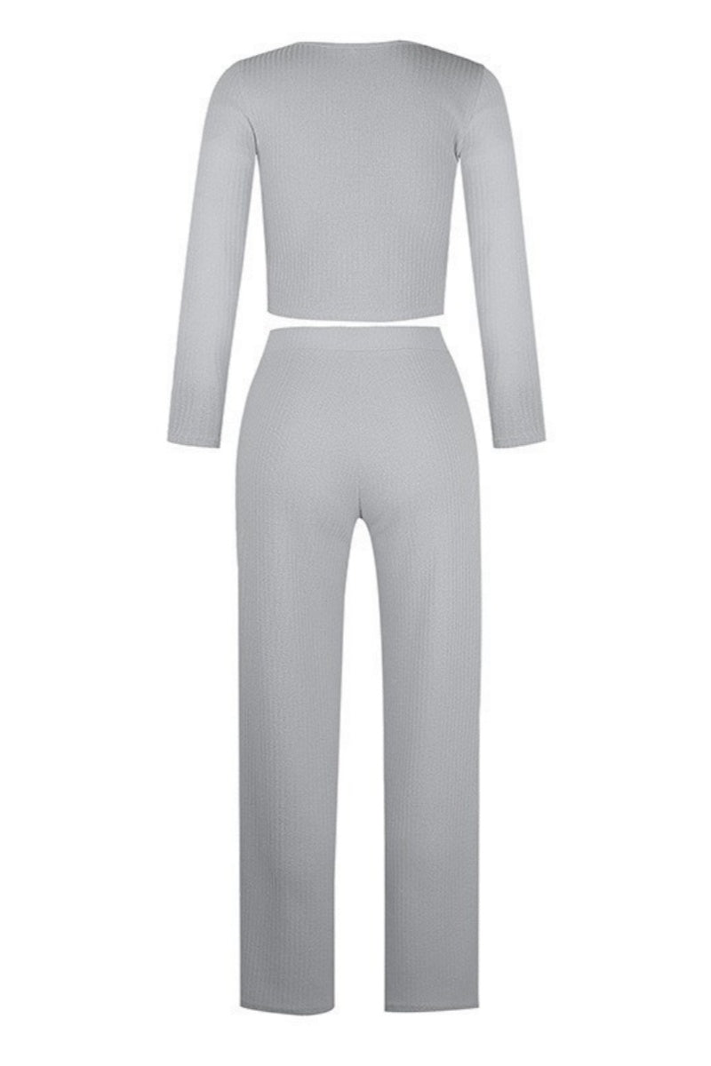Sophisticated Pants with a Clean Classic Look