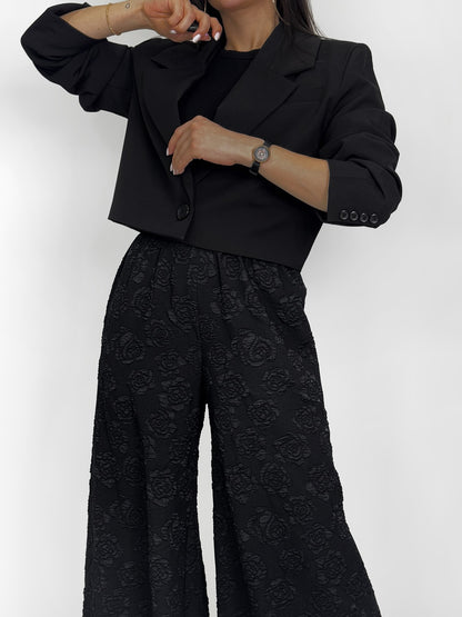Classic Vintage Pants with a Flattering Fit